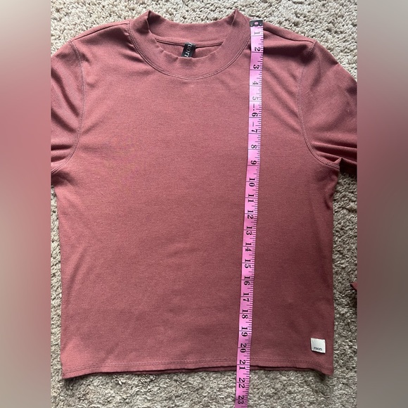 Vuori Long-Sleeve Mudra Fitted Tee - Picture 5 of 6